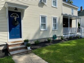 6 Pleasant St in Pepperell, MA - Building Photo - Building Photo