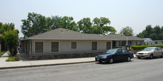 346 W Lemon Ave in Monrovia, CA - Building Photo - Building Photo