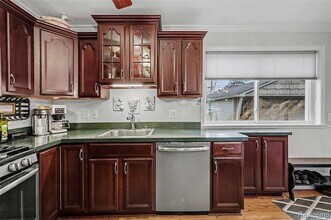 30745 Iroquois Dr in Warren, MI - Building Photo - Building Photo