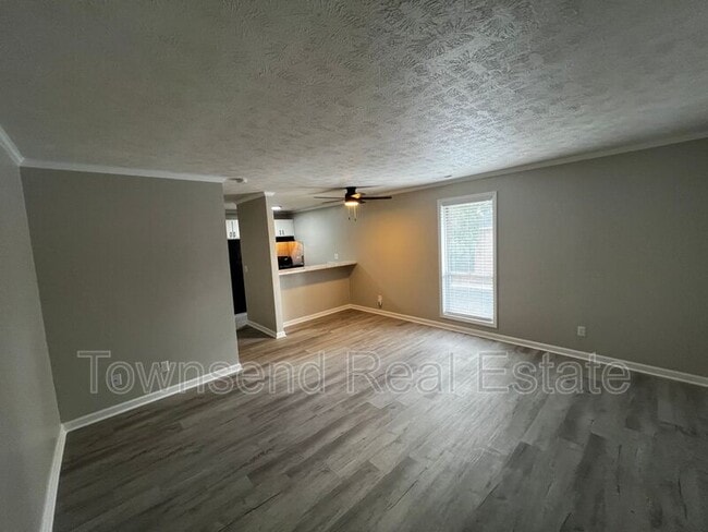 property at 5850 Century Oaks Dr