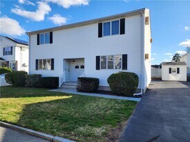 44 Nellie St in Providence, RI - Building Photo