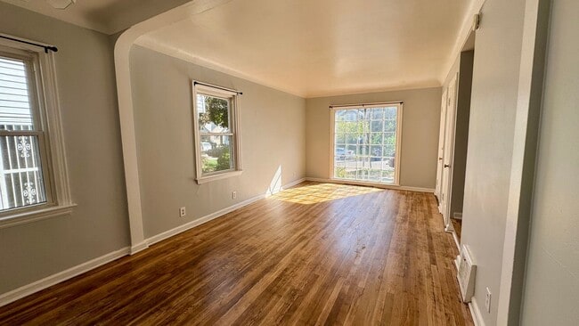 853 Ballard St SE in Grand Rapids, MI - Building Photo - Building Photo