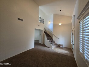 12140 Rathmore Dr in El Paso, TX - Building Photo - Building Photo