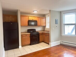 124 Green St in Lynn, MA - Building Photo - Building Photo