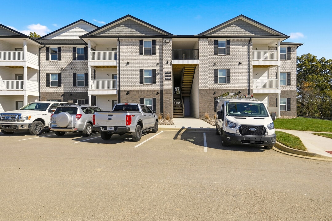 Flats at Twenty in La Grange, KY - Building Photo