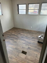 951 N Auburn Ave in Farmington, NM - Foto de edificio - Building Photo