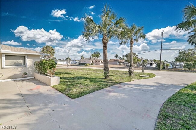 property at 711 Monterey Ave