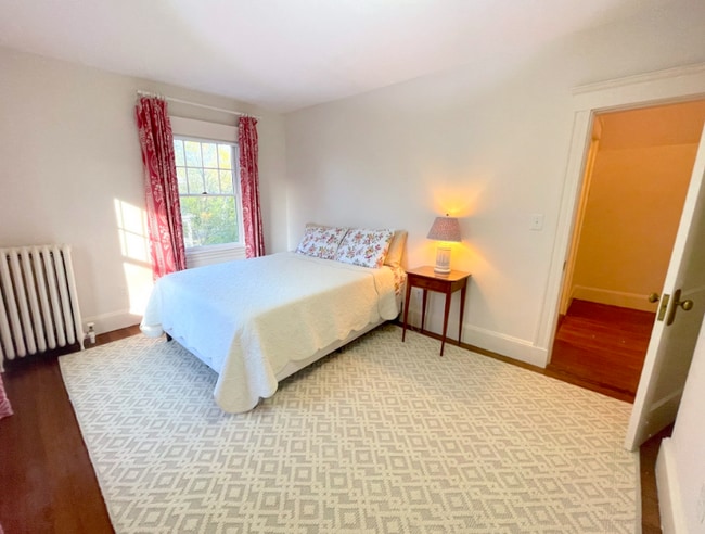 10 Berwick Rd in Lexington, MA - Building Photo - Building Photo