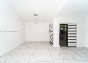 17249 NW 60th Ct in Hialeah, FL - Building Photo - Building Photo
