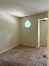 5066 S Woodbridge Trail in Stone Mountain, GA - Building Photo - Building Photo