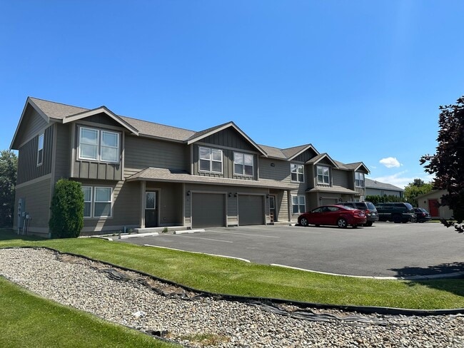 2100 N Chestnut St in Ellensburg, WA - Building Photo - Building Photo