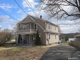 38 Beverly Ave in Waterbury, CT - Building Photo