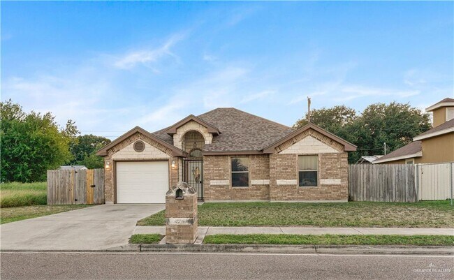 4915 N Aguajito St in Edinburg, TX - Building Photo - Building Photo