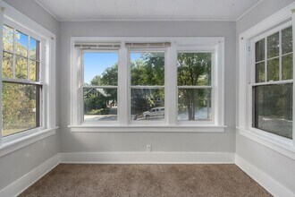 4860 Cuming St in Omaha, NE - Building Photo - Building Photo