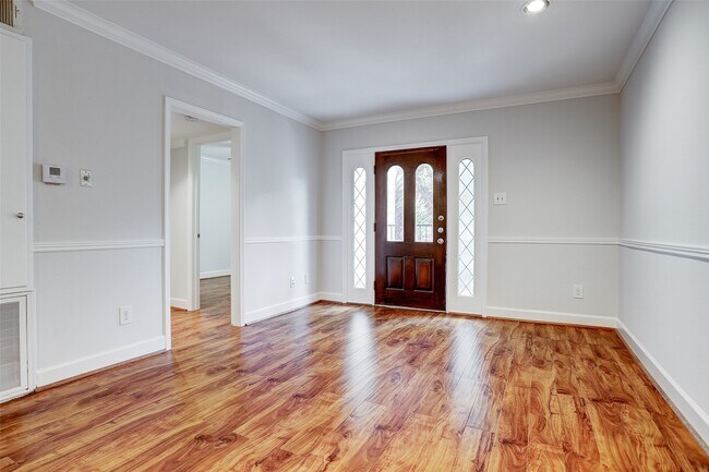 3131 Cummins St in Houston, TX - Building Photo - Building Photo