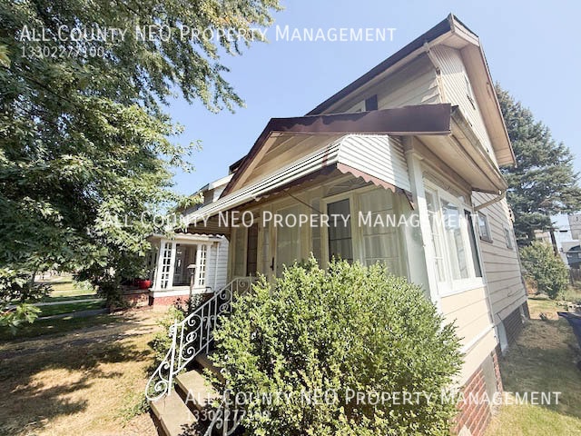 3521 W 123rd St in Cleveland, OH - Foto de edificio - Building Photo