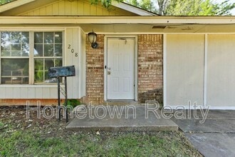 208 W Shadywood Dr in Midwest City, OK - Building Photo - Building Photo