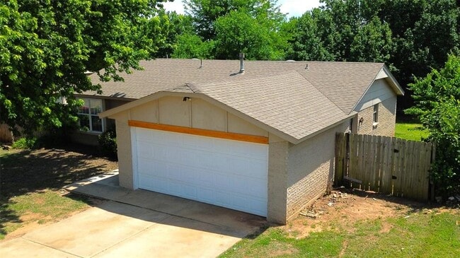 1804 SE 12th St in Moore, OK - Building Photo - Building Photo