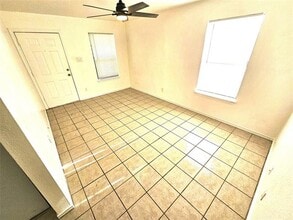 2837 Avenue J in Fort Worth, TX - Building Photo - Building Photo