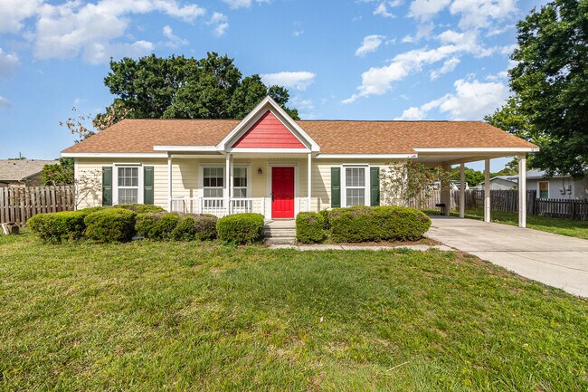 property at 1520 Magnolia St NE