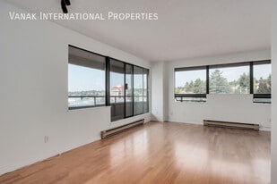 1026 Queens Ave in New Westminster, BC - Building Photo