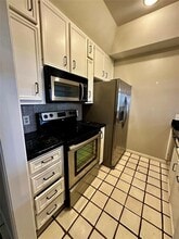 641 W 31st 1/2 St in Austin, TX - Building Photo - Building Photo