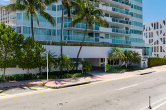 King David Towers in Miami Beach, FL - Foto de edificio - Building Photo