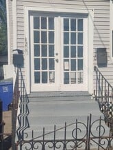 322 Catherine St in Bridgeport, CT - Foto de edificio - Building Photo