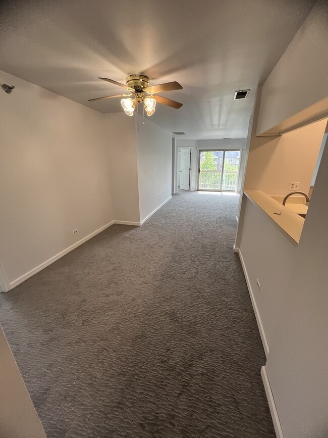 125 Glengarry Dr in Bloomingdale, IL - Building Photo - Building Photo
