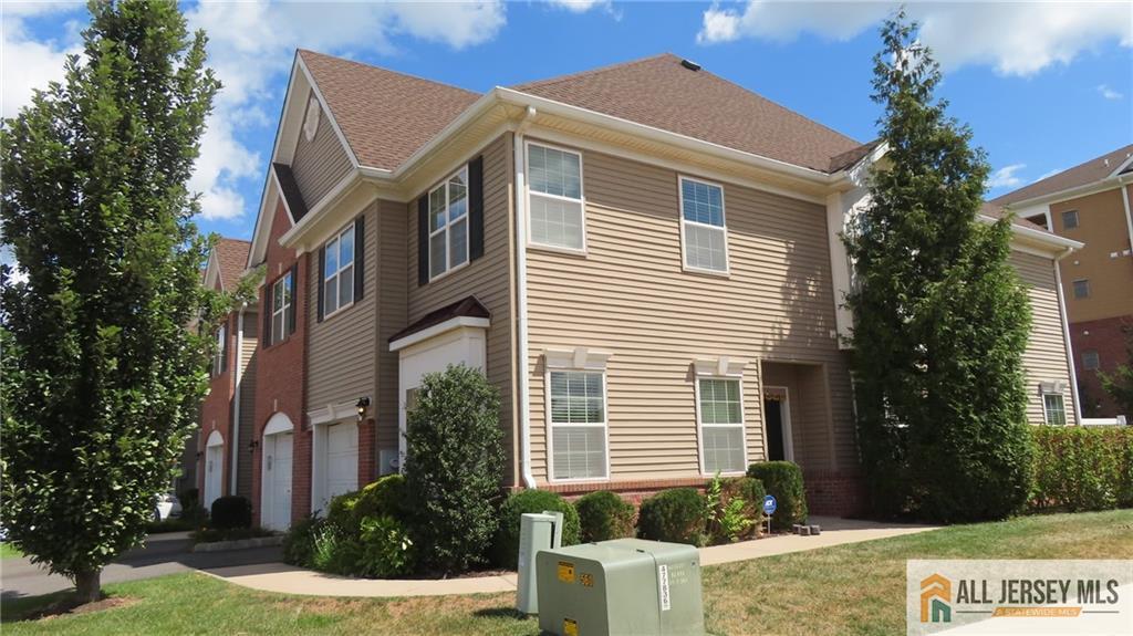 49 Campbell St in South Plainfield, NJ - Building Photo