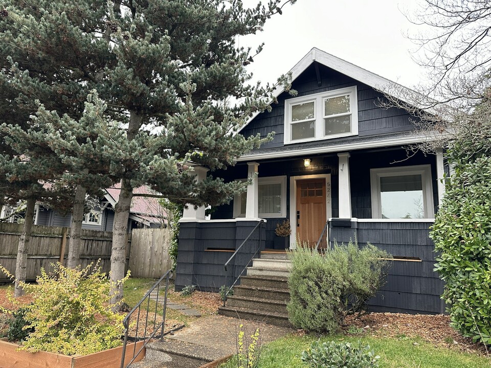 5242 NE 29th Ave in Portland, OR - Building Photo