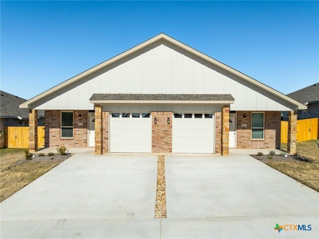 4905 Rose Gdn Lp in Killeen, TX - Foto de edificio - Building Photo