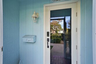 842 SE 19th Ave, Unit 102 in Deerfield Beach, FL - Building Photo - Building Photo