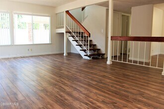 1909 Bardet Pl in Simi Valley, CA - Building Photo - Building Photo