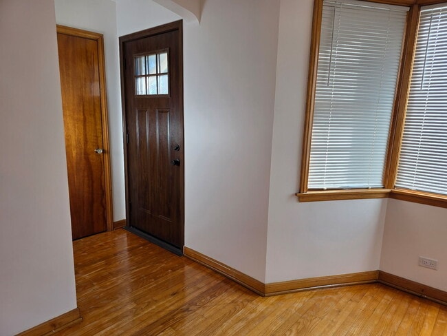 3804 S Harvey Ave in Berwyn, IL - Building Photo - Building Photo