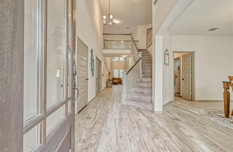 127 Teralyn Forest Dr in Conroe, TX - Building Photo