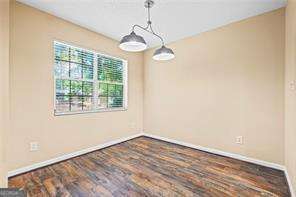 98 Hampshire Ct in Avondale Estates, GA - Building Photo - Building Photo