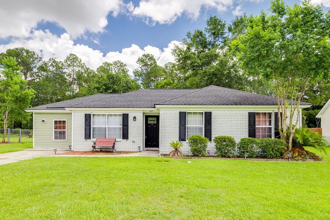 107 Charlton Rd in Rincon, GA - Building Photo