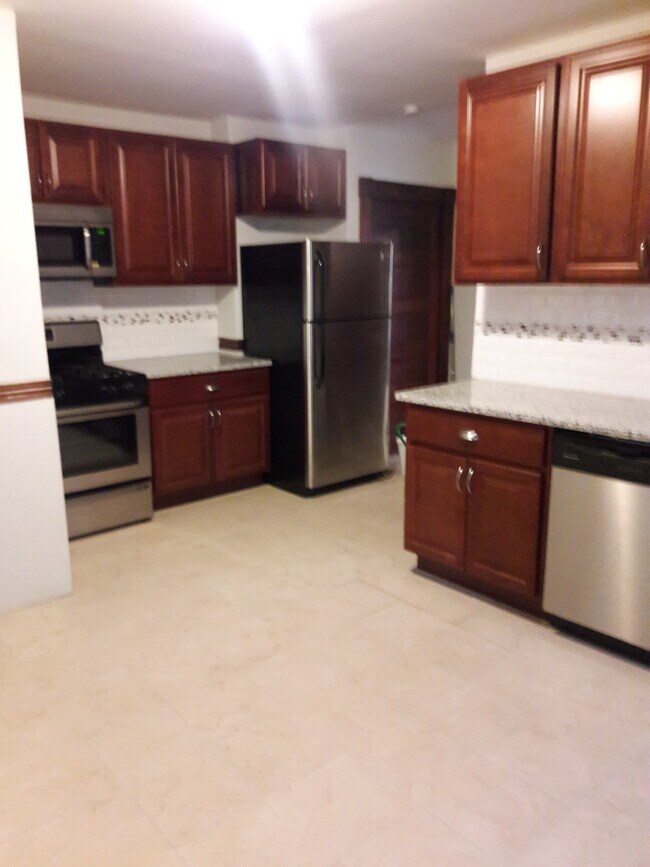 31 Park Ave Rentals in Enfield, CT