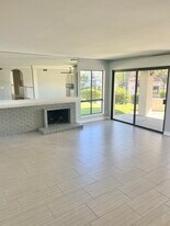 27802 Alfabia, Unit 0 in Mission Viejo, CA - Building Photo