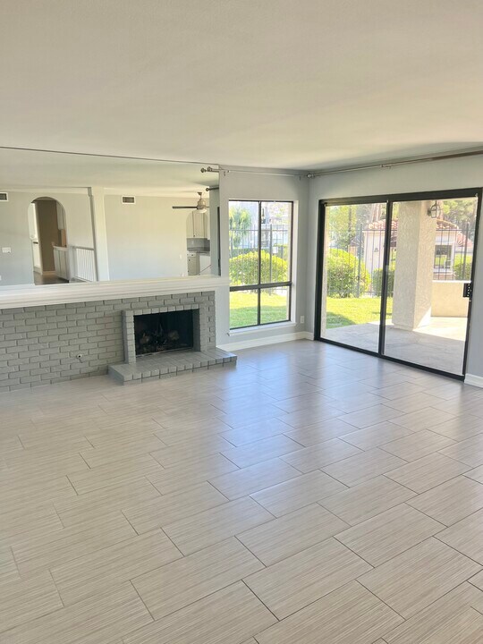 27802 Alfabia, Unit 0 in Mission Viejo, CA - Foto de edificio