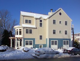 542 N Main St Apartments