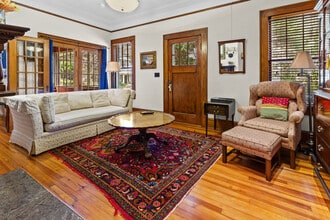 305 NE 4 St in Gainesville, FL - Foto de edificio - Building Photo