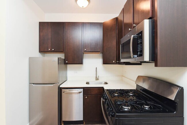 2936 W Palmer St in Chicago, IL - Building Photo - Building Photo