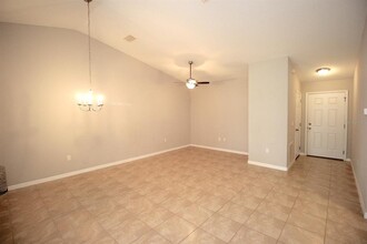 6 Lloret Pl in Palm Coast, FL - Building Photo - Building Photo