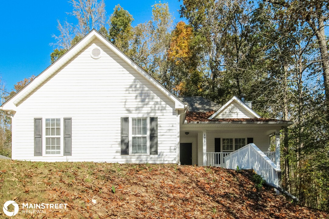 175 Autumn Ct in Covington, GA - Building Photo