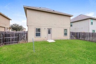 10719 Goose Way in San Antonio, TX - Building Photo - Building Photo