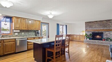 1749 Rudolph Ct in Eau Claire, WI - Building Photo - Building Photo