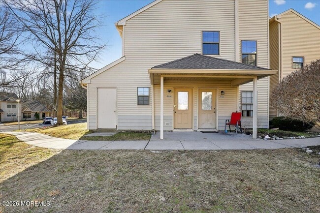 property at 709 Ivy Ct