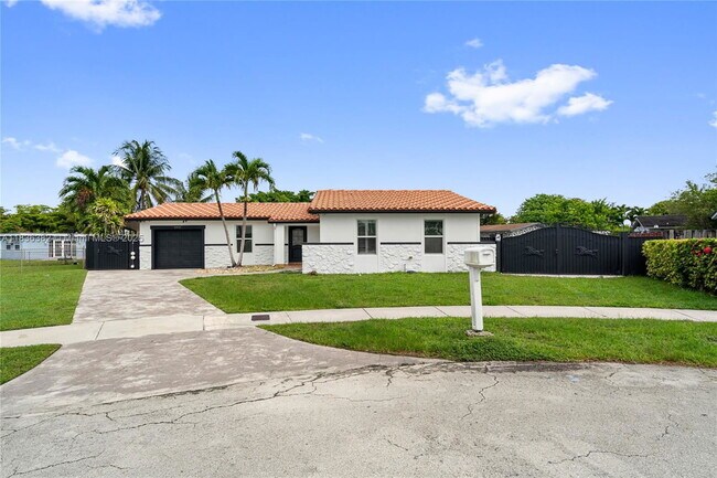 property at 13611 SW 77th Ln